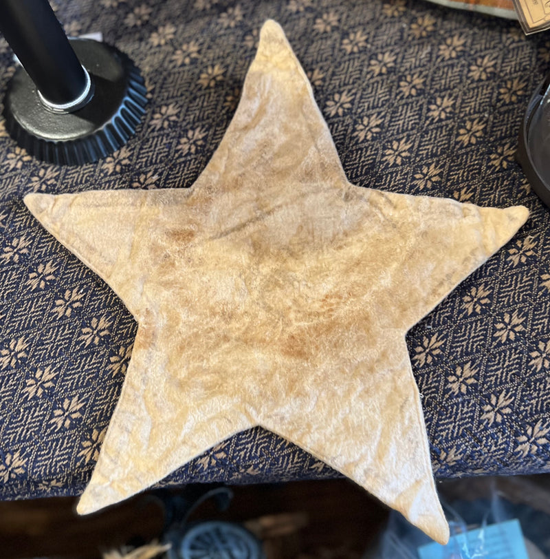 Antique White Star Candle Mat