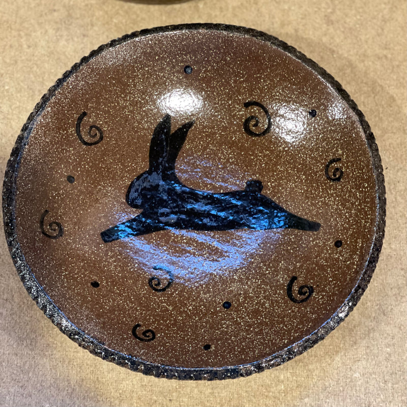 Medium Round Drape Plate Bunny Swirl