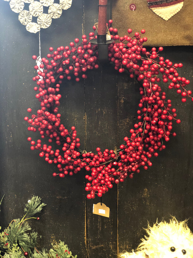 18" Matte Waterproof Berry Wreath