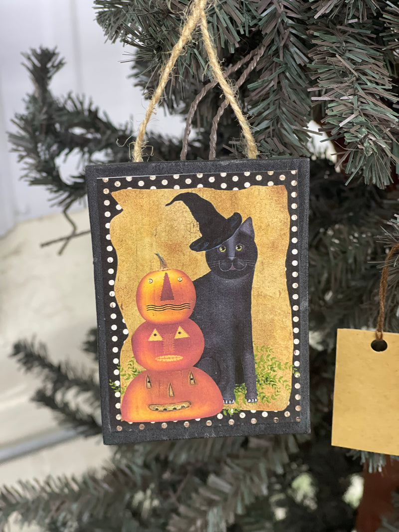Black Cat w/ Black Hat & Pumpkins Ornament